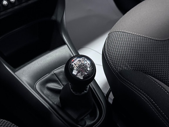 Citroen C3 18 of 24