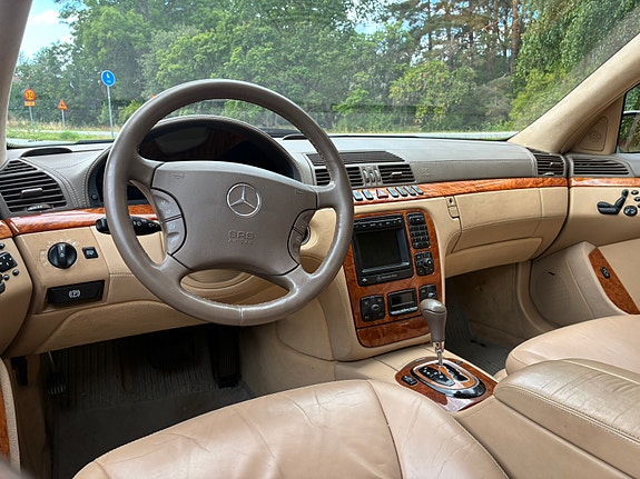 Mercedes-Benz S500 10 of 20
