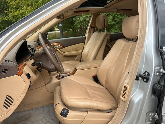 Mercedes-Benz S500 12 of 20