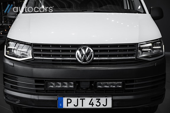 Volkswagen Transporter 8 of 30