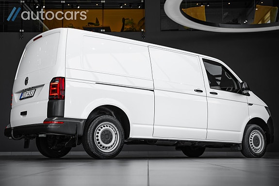 Volkswagen Transporter 4 of 30