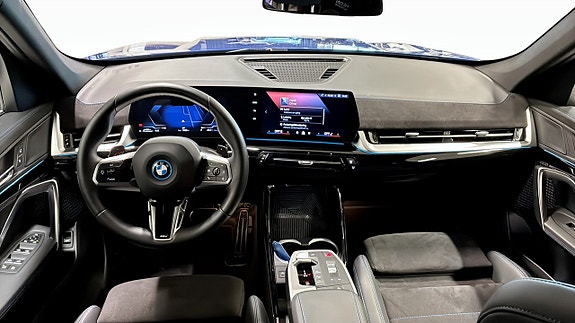 BMW X1 4 of 9