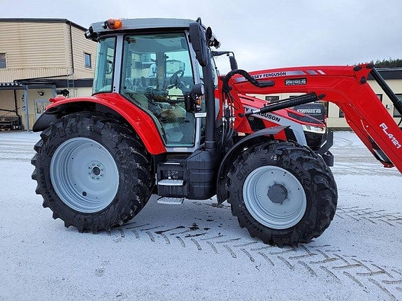 Massey Ferguson 5S 145 Efficient 6 of 9