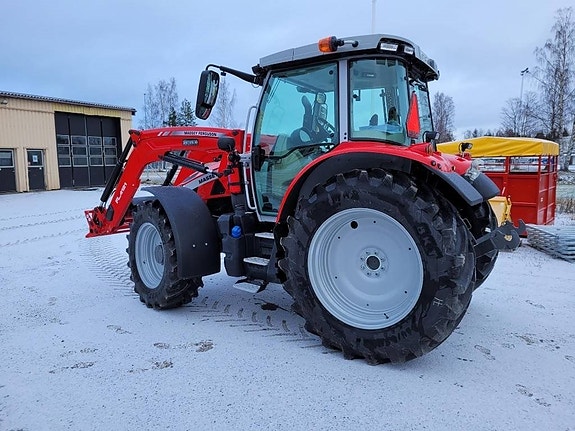Massey Ferguson 5S 145 Efficient 9 of 9