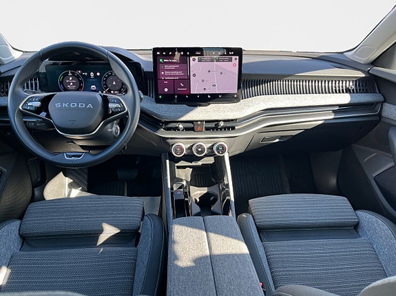 Skoda Superb 14 of 15