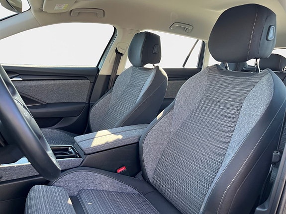 Skoda Superb 10 of 15