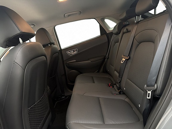 Hyundai Kona 30 of 30