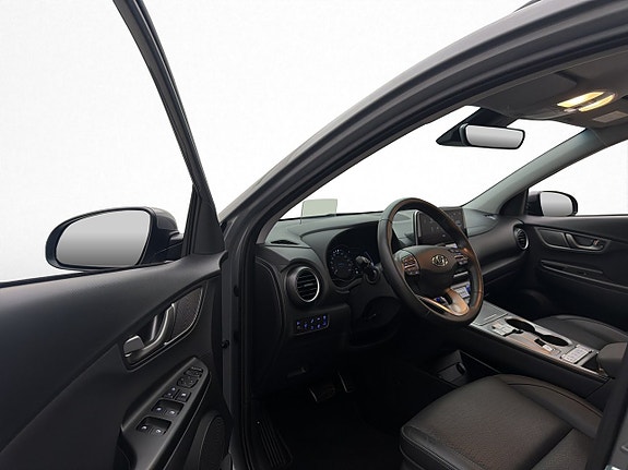 Hyundai Kona 11 of 30