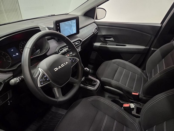 Dacia Sandero 10 of 10