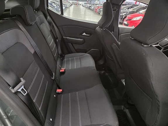 Dacia Sandero 5 of 10