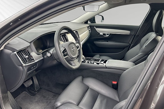 Volvo V90 7 of 12