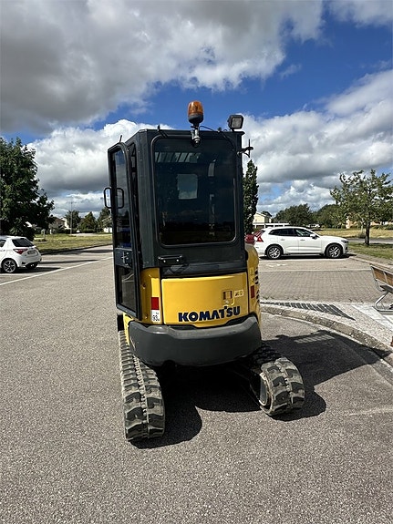 Komatsu PC 26 MR-3 5 of 21