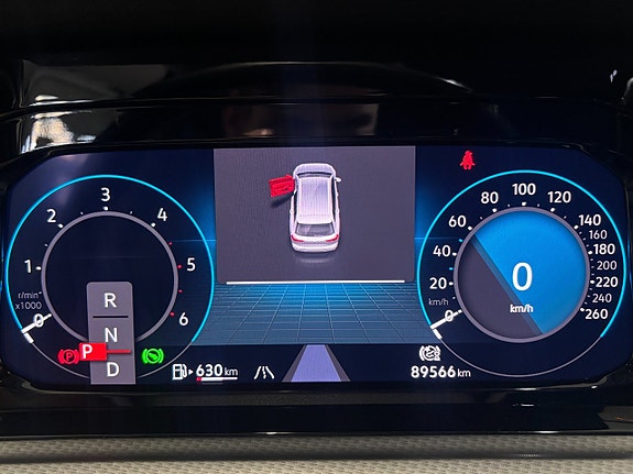 Volkswagen Golf Alltrack 17 of 21