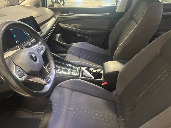 Volkswagen Golf Alltrack 8 of 21