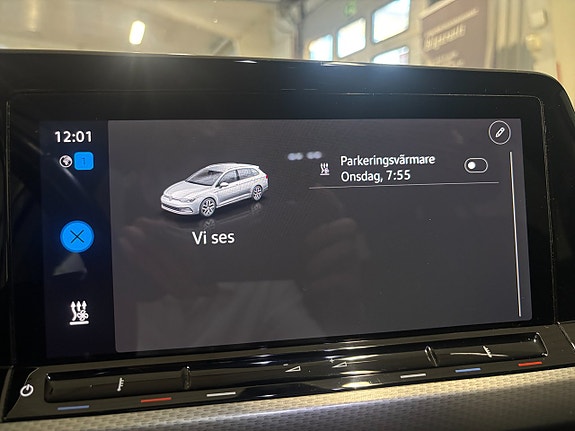 Volkswagen Golf Alltrack 15 of 21