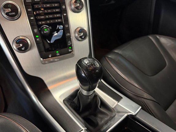 Volvo XC60 12 of 15