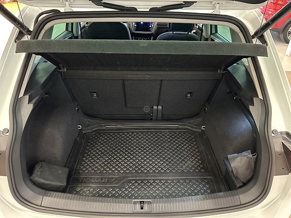 Volkswagen Tiguan 9 of 23