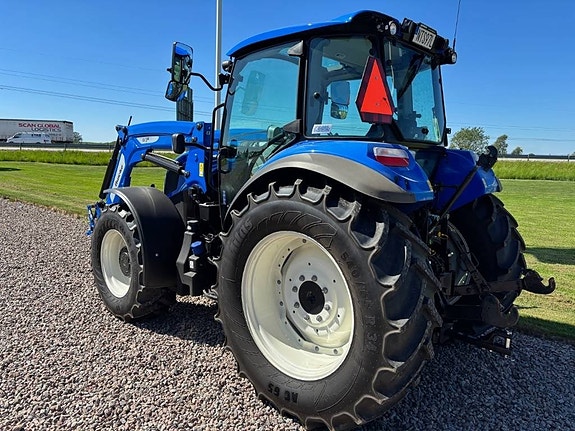 New Holland T5.120 8 of 10