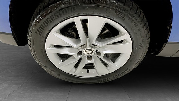 Skoda Karoq 6 of 15