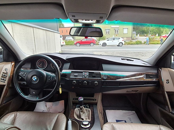 BMW 525 6 of 10