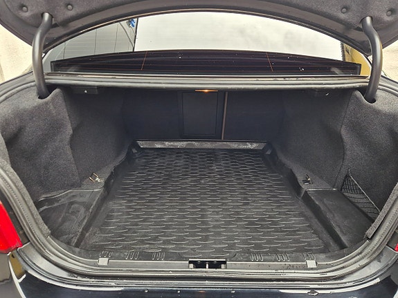 BMW 525 8 of 10