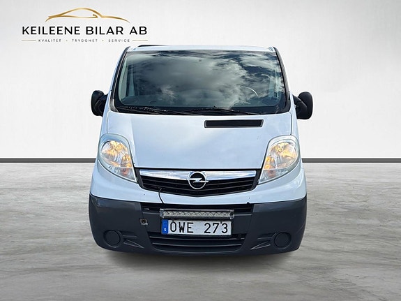 Opel Vivaro 4 of 25