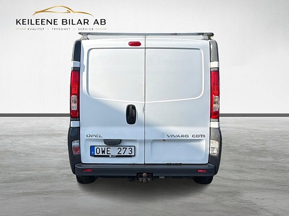 Opel Vivaro 6 of 25