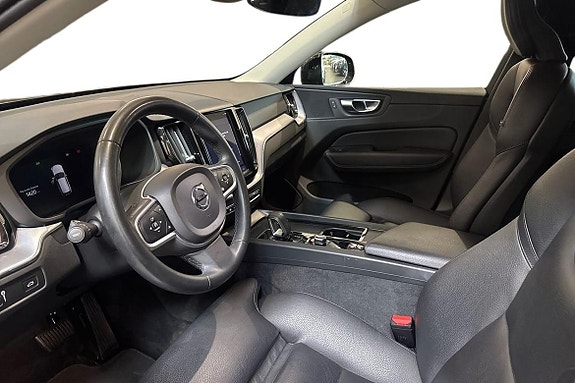 Volvo XC60 14 of 23