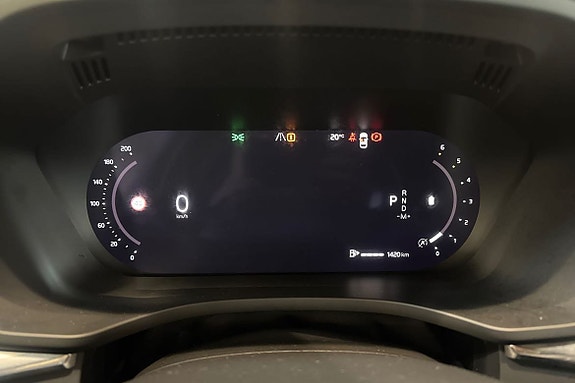Volvo XC60 16 of 23