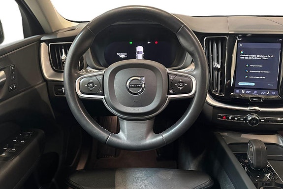 Volvo XC60 11 of 23