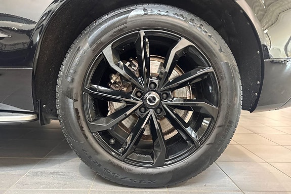Volvo XC60 17 of 23