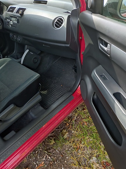 Suzuki Swift 6 of 12