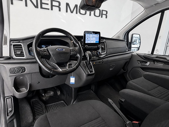 Ford Transit Custom 7 of 17