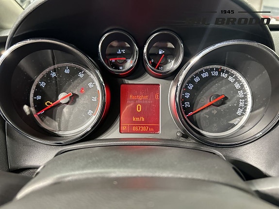 Opel Astra 10 of 14