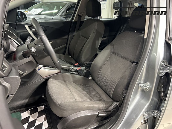 Opel Astra 8 of 14