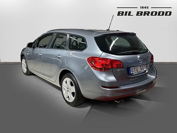 Opel Astra 6 of 14