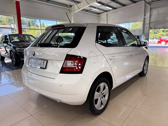Skoda Fabia 4 of 10