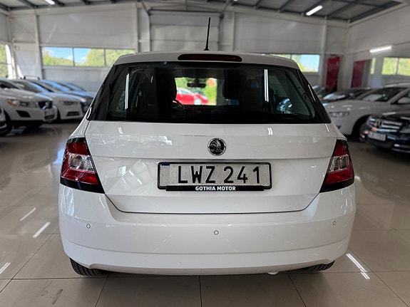 Skoda Fabia 5 of 10