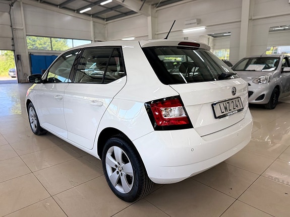 Skoda Fabia 6 of 10