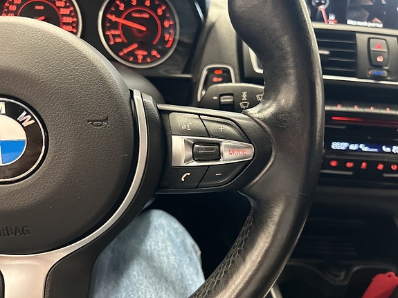 BMW 118i 16 of 21