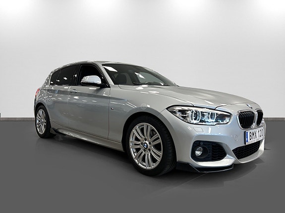 BMW 118i 3 of 21