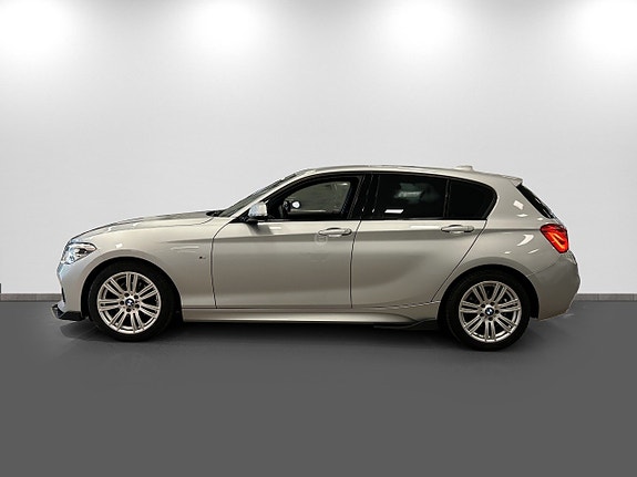 BMW 118i 4 of 21