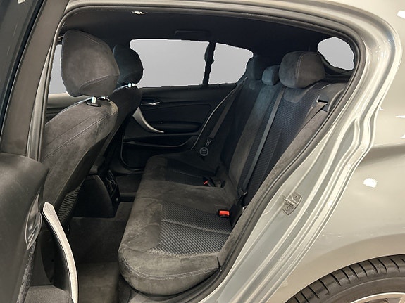 BMW 118i 13 of 21