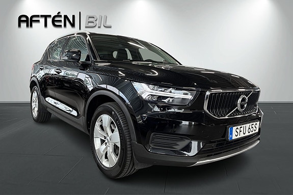 Volvo XC40 4 of 19