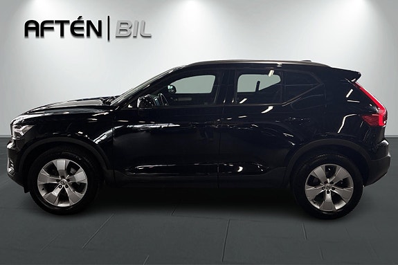Volvo XC40 6 of 19
