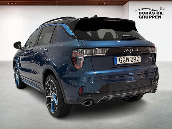 Lynk & Co 01 2 of 18