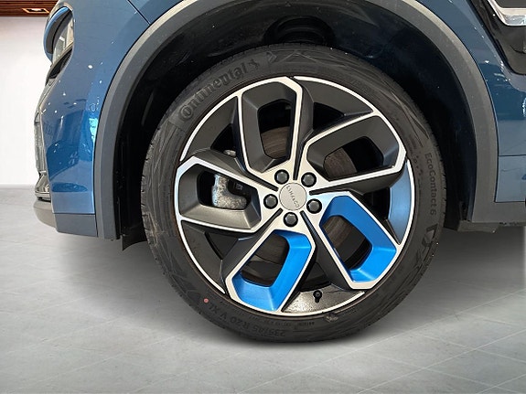 Lynk & Co 01 9 of 18