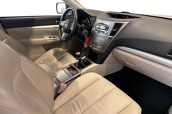 Subaru Outback 14 of 20