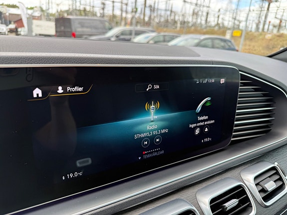 Mercedes-Benz GLS400 d 15 of 30