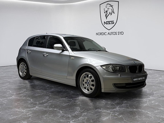 BMW 118d 8 of 16